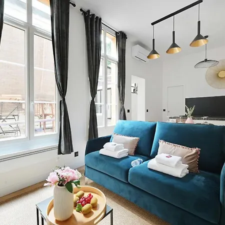 Charming Apartment-6p- Montorgueilrepublique Apartment