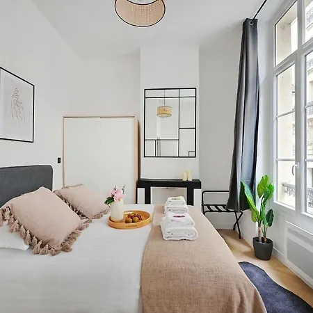 Charming Apartment-6p- Montorgueilrepublique Paris