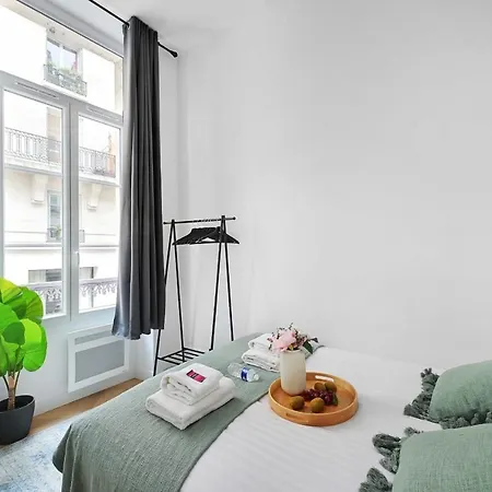 Charming Apartment-6p- Montorgueilrepublique Apartment *